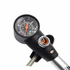 Pompe Pour Suspension Et Fourche Suspendue De Vélo SAM SKS 10 Pompe Pour Suspension Et Fourche Suspendue De Vélo SAM SKS -PORTE BAGAGE VÉLO Soldes Magasin pompe pour suspension et fourche suspendue de velo sam sks 3